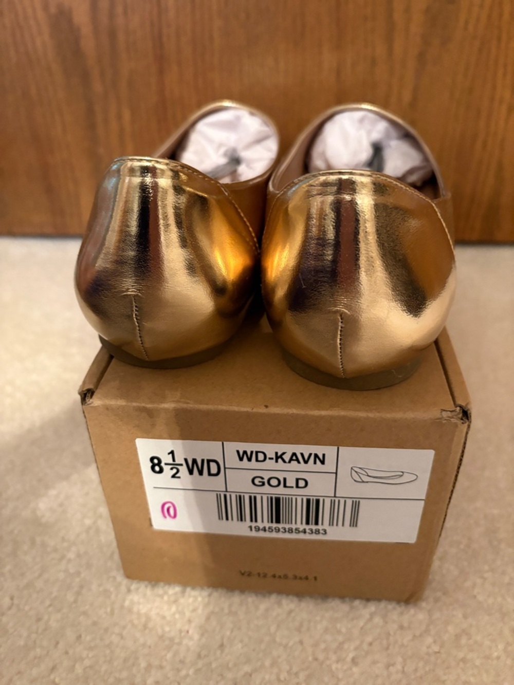 Women's NEW Journee Metallic Gold Ballet Flats Size 81/2 Wide - Picture 7 of 10